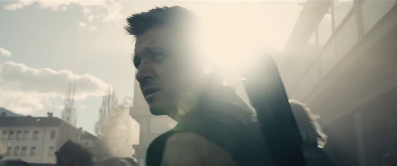 Illustration for article titled Avengers Age of Ultron Trailer Screengrabs: There are no strings